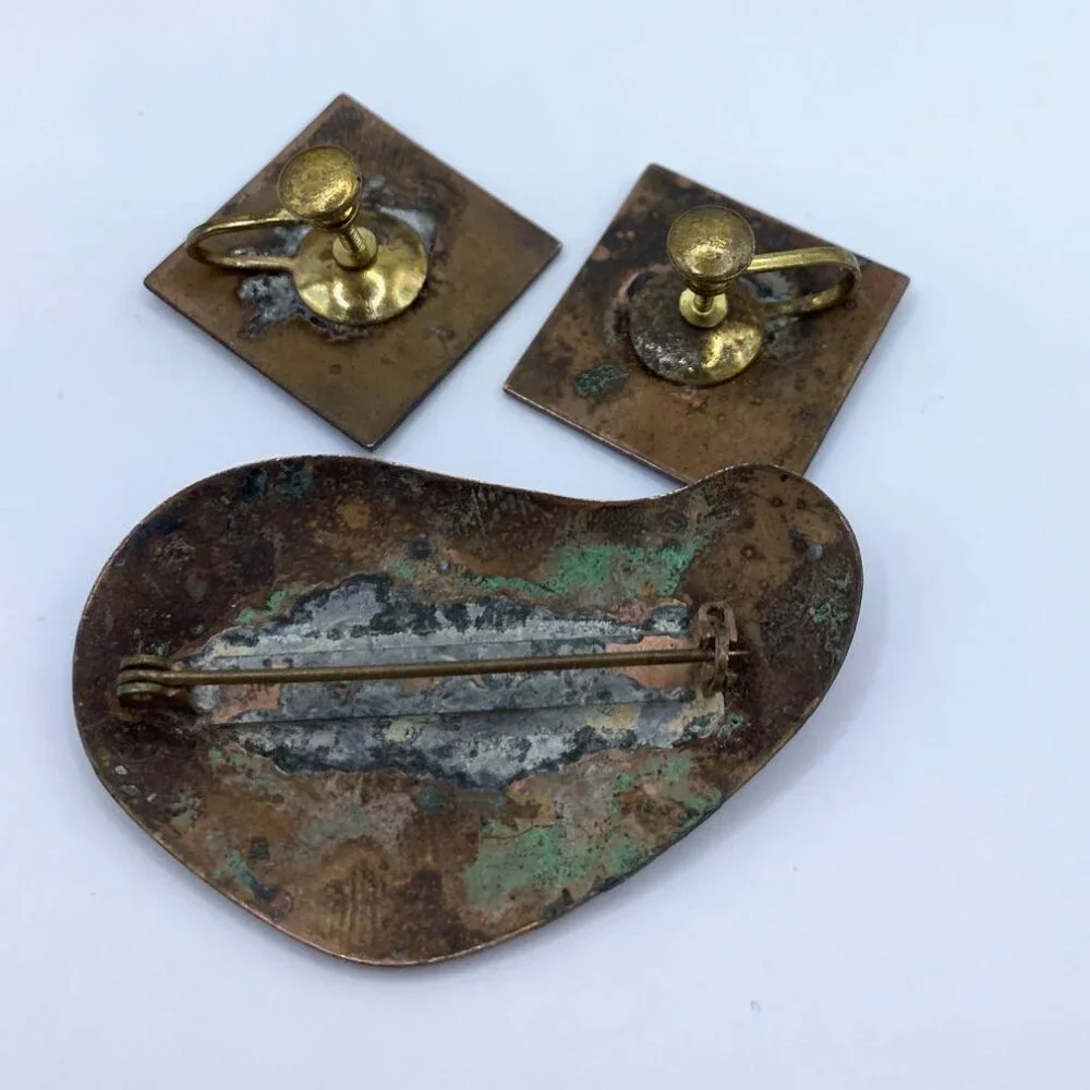 MCM Blue & White Handmade Vintage Enamel Over Copper Brooch Earrings Set J798